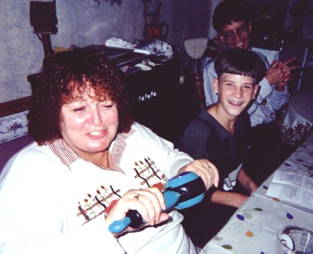 bopitbarb3.jpg (49630 bytes)