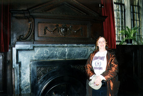 eileen02.jpg (45260 bytes)