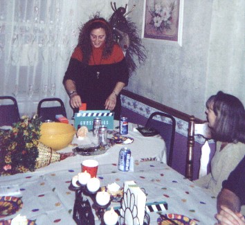 eileencathy.jpg (42499 bytes)