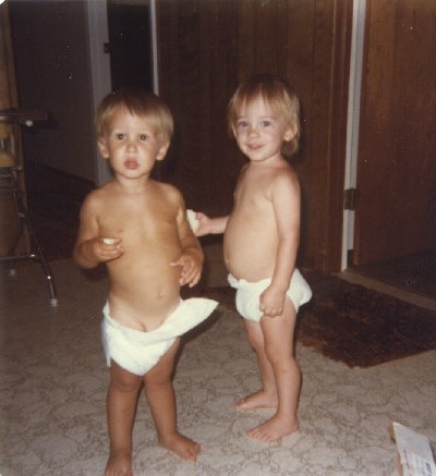 jasonandrobin2.jpg (28319 bytes)