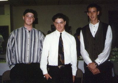 jasonjohnrobin.jpg (23497 bytes)