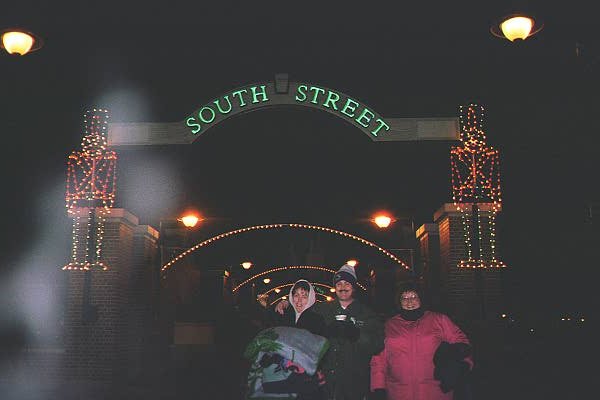 kathytommygbarbara.jpg (29575 bytes)