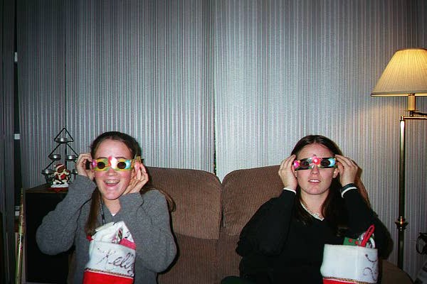 laurenkelly.jpg (55996 bytes)