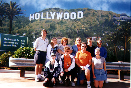 lotsagormans03.jpg (65995 bytes)